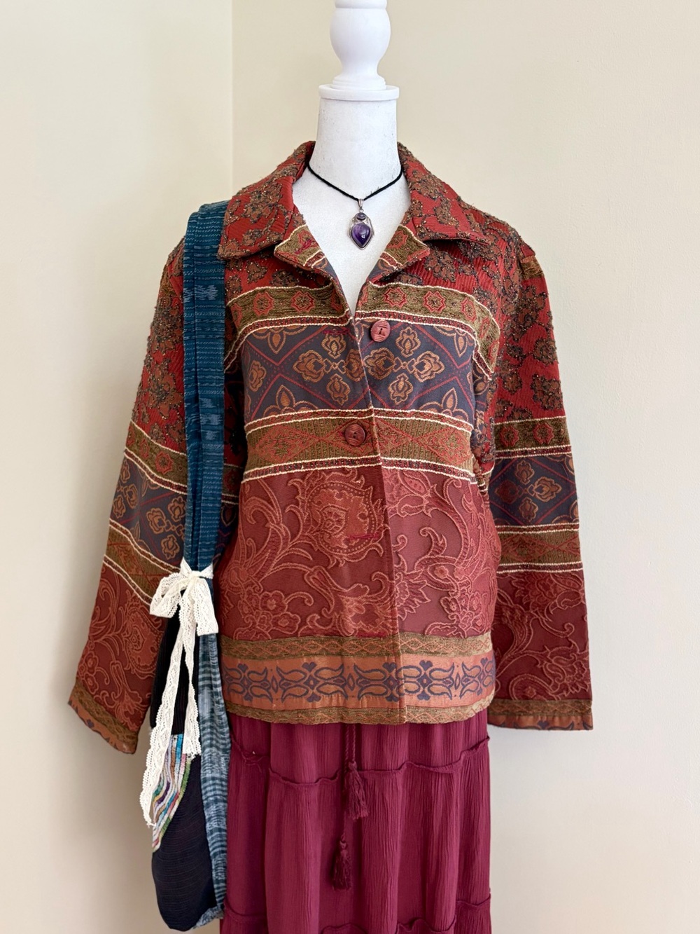 Vintage Y2K whimsygoth embroidered paisley tapestry jacket boho floral red L